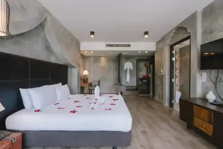 Patong Signature Boutique - 126