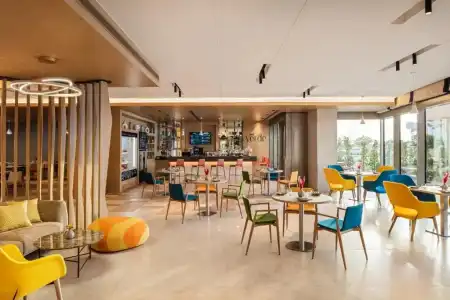 Holiday Inn & Suites Science Park, an IHG - 13