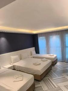 Sel Suite - 17