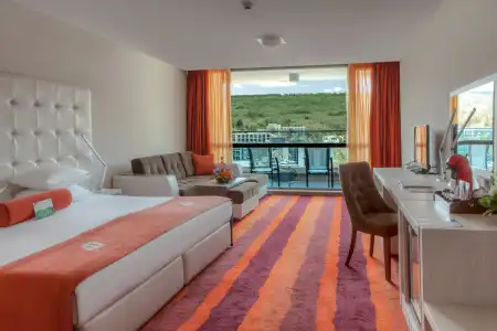 International Casino & Tower Suites - 42
