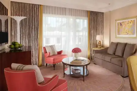 The Beverly Hills - Dorchester Collection - 72