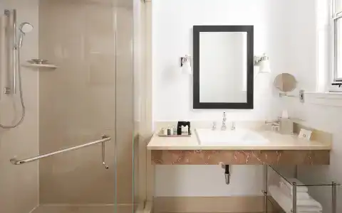 The Franklin on Rittenhouse, A Boutique - 12