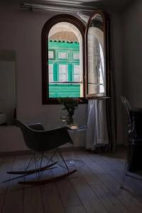 Adelphi Boutique - 13