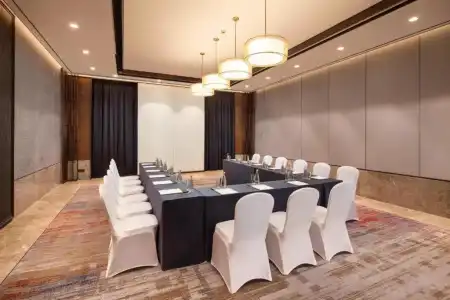 Courtyard by Marriott Shanghai International Tourism and Resorts Zone - 17