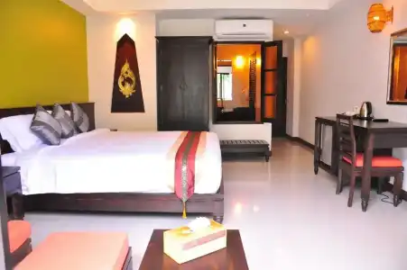Navatara Phuket Resort - 9