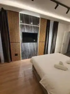 Privilege Suites by Central Park - 55