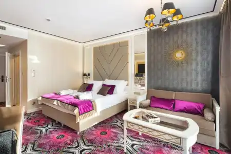 Royal Baltic Luxury Boutique - 3