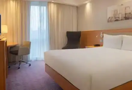 Hampton by Hilton London Waterloo - 36