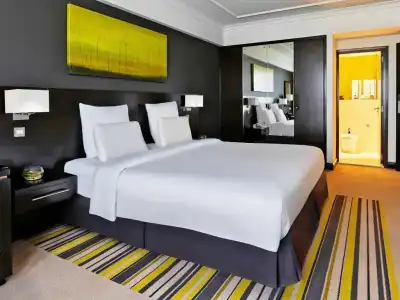 Pullman Dubai Creek City Centre - 20