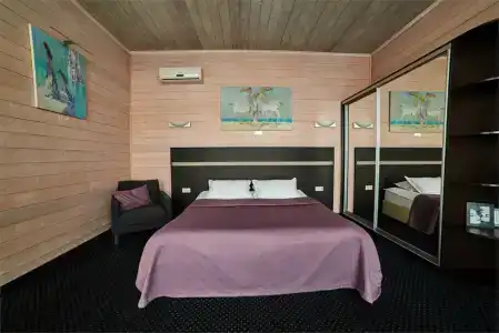 Art Ulianovsk Left Bank - 106