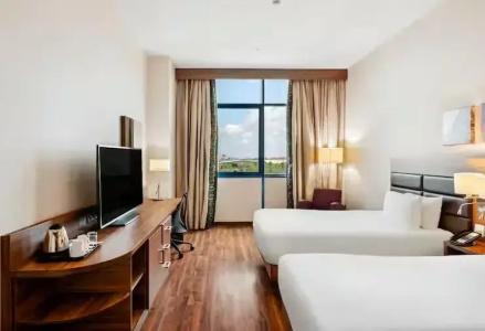 Hilton Garden Inn Sevilla - 51