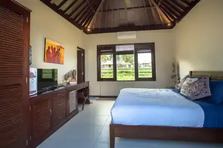 Solo Villas & Retreat - 10