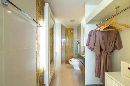 Royal Beach View Suites - 50