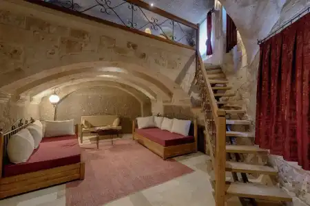 Hera Cave Suites - 137