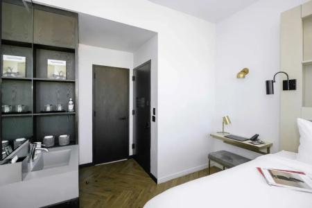 Walker Tribeca - 53