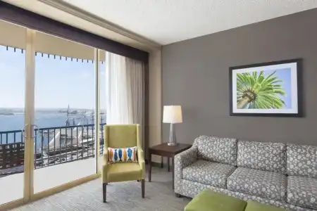 Wyndham San Diego Bayside - 57