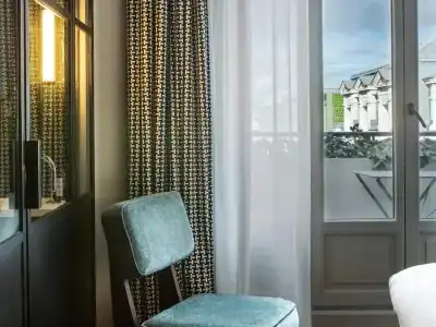 Maison Elle Paris - 50