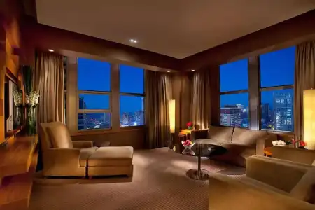 Pullman - 6
