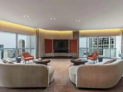 Fairmont - 79