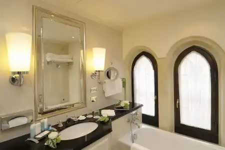 Hilton Molino Stucky Venice - 10