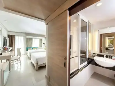Novotel Phuket Resort - 17