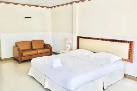 Lopburi Inn Resort - 32