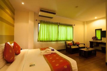 Woraburi Sukhumvit - 49