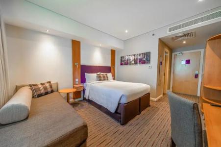 Premier Inn Dubai Investments Park - 28