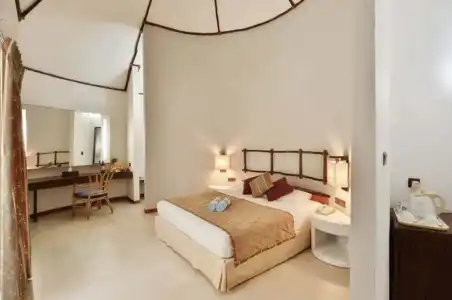 Velidhu Island Resort - 4