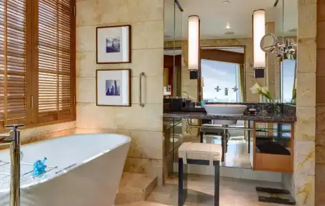 Conrad Bangkok - 40