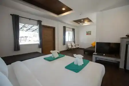 Southern Lanta Resort - 7
