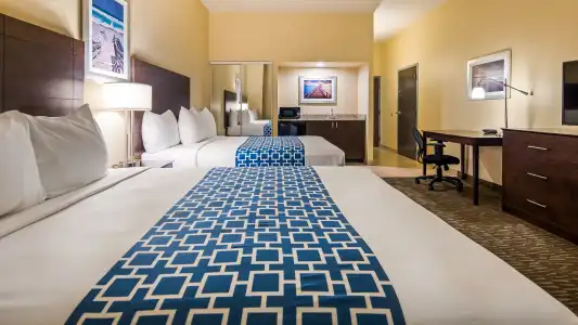 Best Western Naples Plaza - 7
