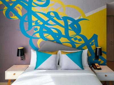 Ibis Styles Dubai Deira - 43
