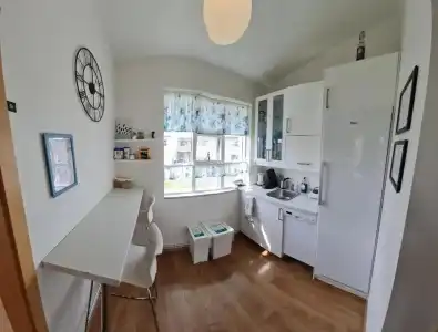 Höfn Guesthouse - 12