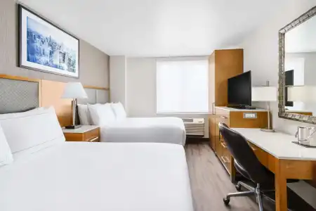 Doubletree Chelsea - 5