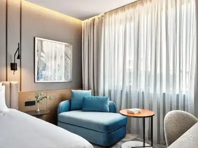 Crowne Plaza Sofia by IHG - 11