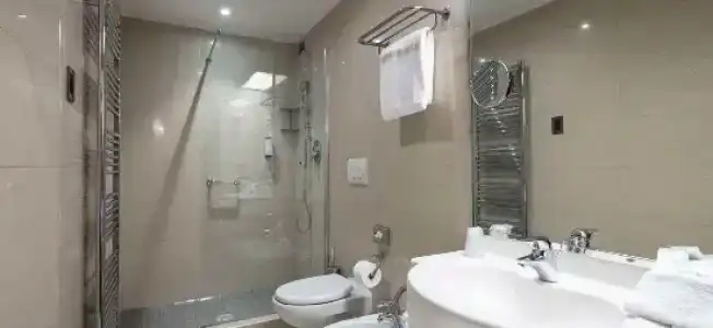 Best Western Biri - 68