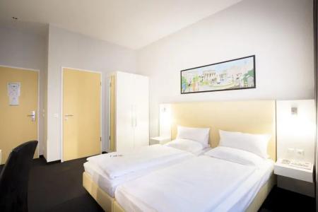 Berlin Mitte by Campanile - 3