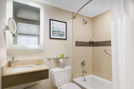 Doubletree Chelsea - 41