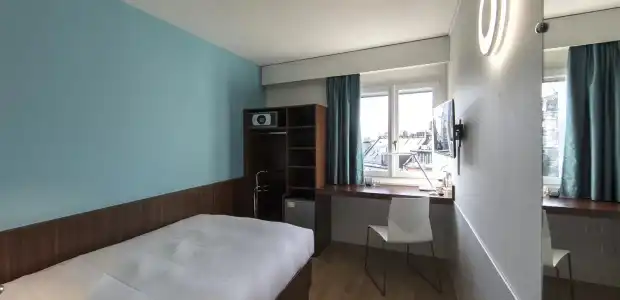 Royal Zurich - 28