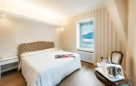Metropole Suisse - 8