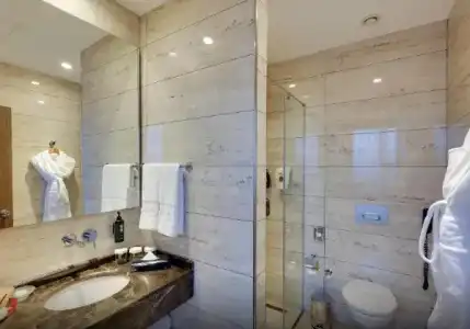 Ramada by Wyndham Old City - 83