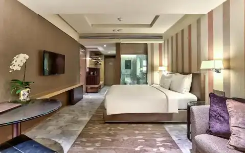 DoubleTree by Hilton Sukhumvit - 26