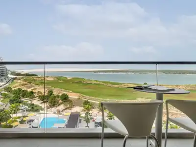 Crowne Plaza Yas Island, an IHG - 55