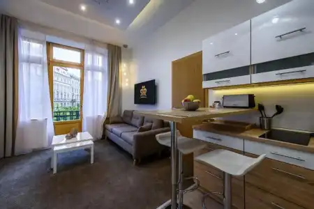 Karoly Corner Residences - 10