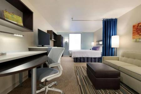 Home2 Suites by Hilton Anchorage/Midtown - 33