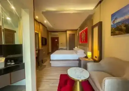 Quality Beach Resorts and Spa Patong - 49