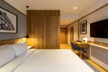 Radisson & Apartments - 59