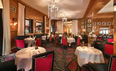 Hôtel Barrière Fouquet's Paris - 23