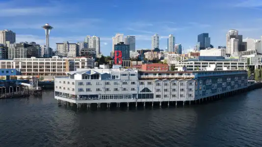 The Edgewater - 0